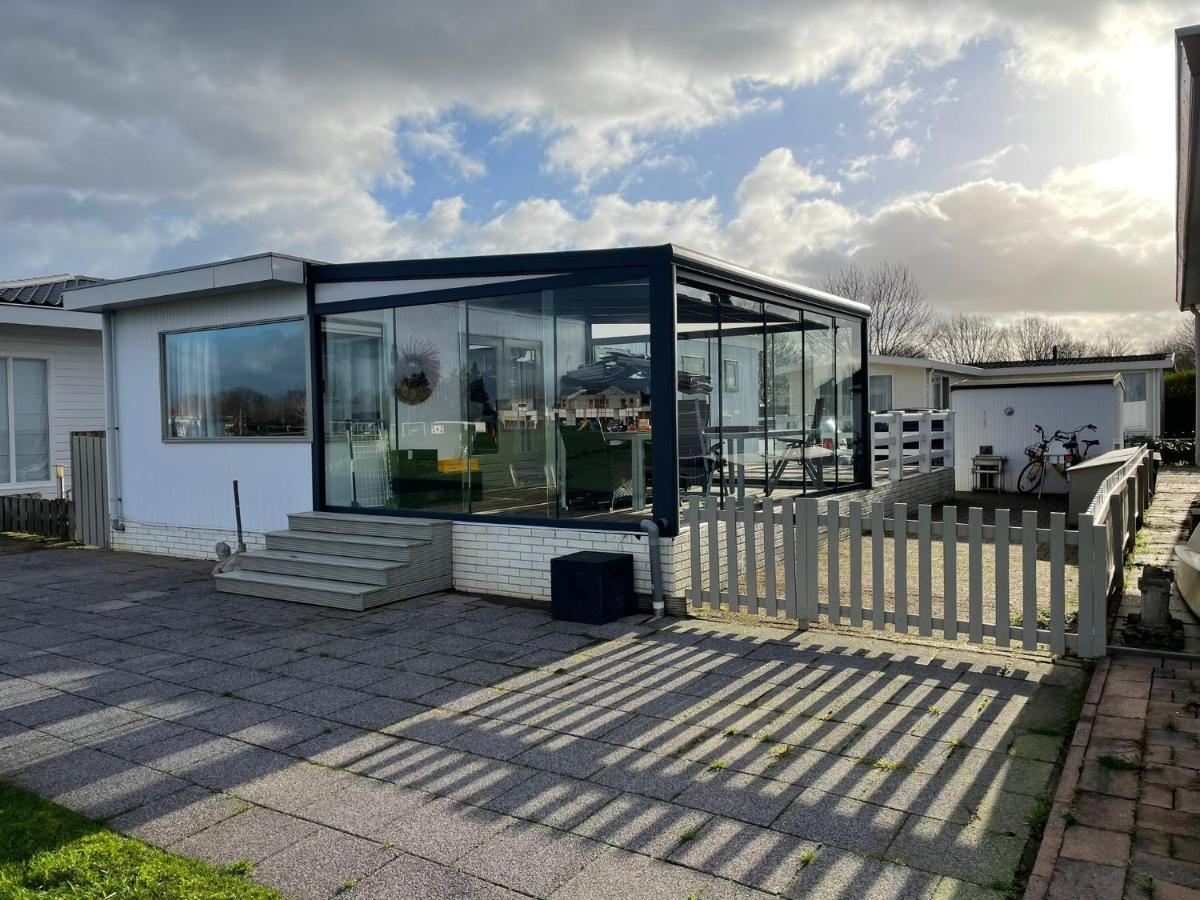Luxe Chalet Direct Aan Het Water Met Strand Lith 외부 사진