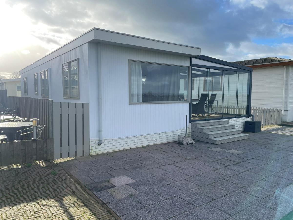 Luxe Chalet Direct Aan Het Water Met Strand Lith 외부 사진